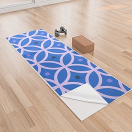 Intersected Circles 5 Yoga Towel