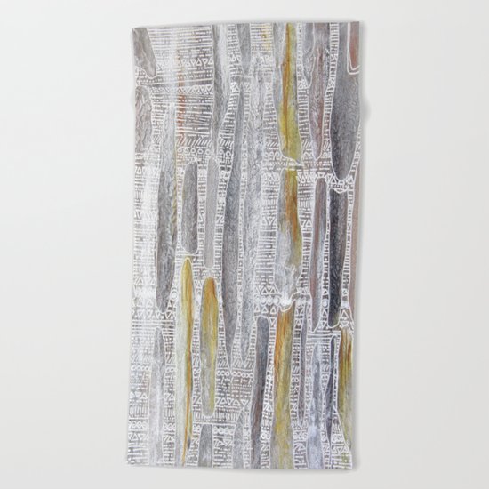 The secret of the tree Beach Towel