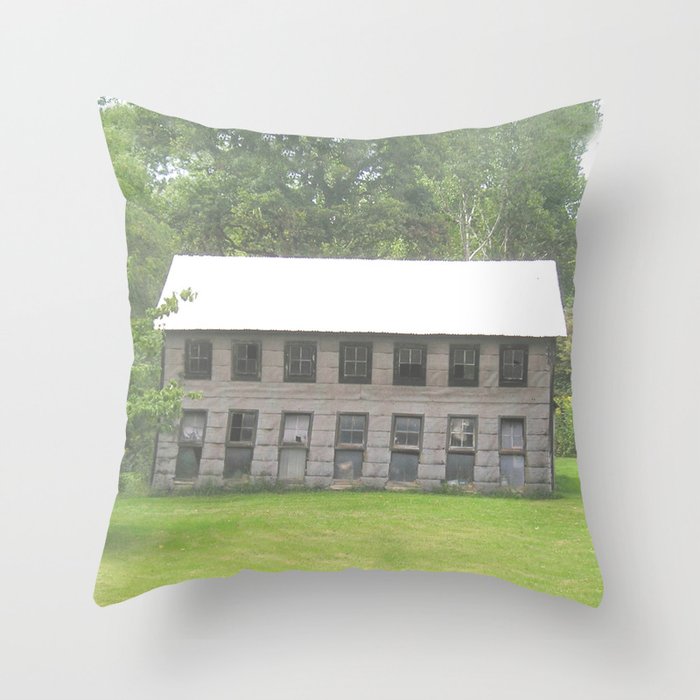 The old barn Throw Pillow