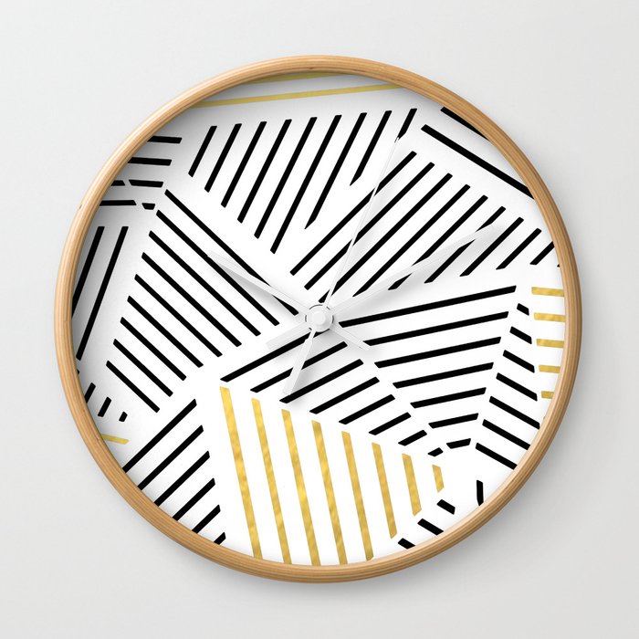 A Linear White Gold New Wall Clock