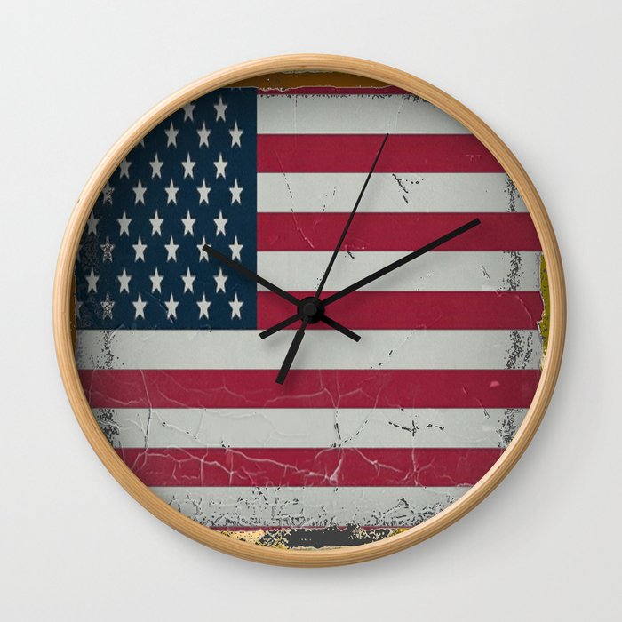 Grungy Vintage Antique American Flag Design  Wall Clock