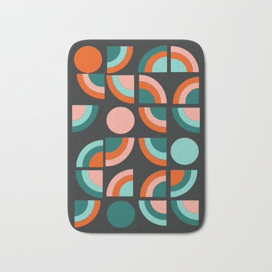 Spiffy - 70's retro throwback minimal geometric trendy colors art 1970s Bath Mat