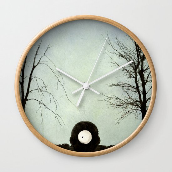 Occhei Wall Clock