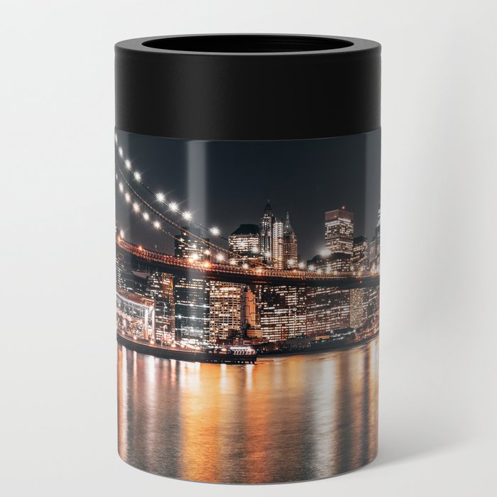 Brooklyn Bridge and Manhattan skyline at night in New York City Can Cooler