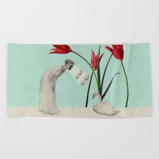 clamorous wings Beach Towel