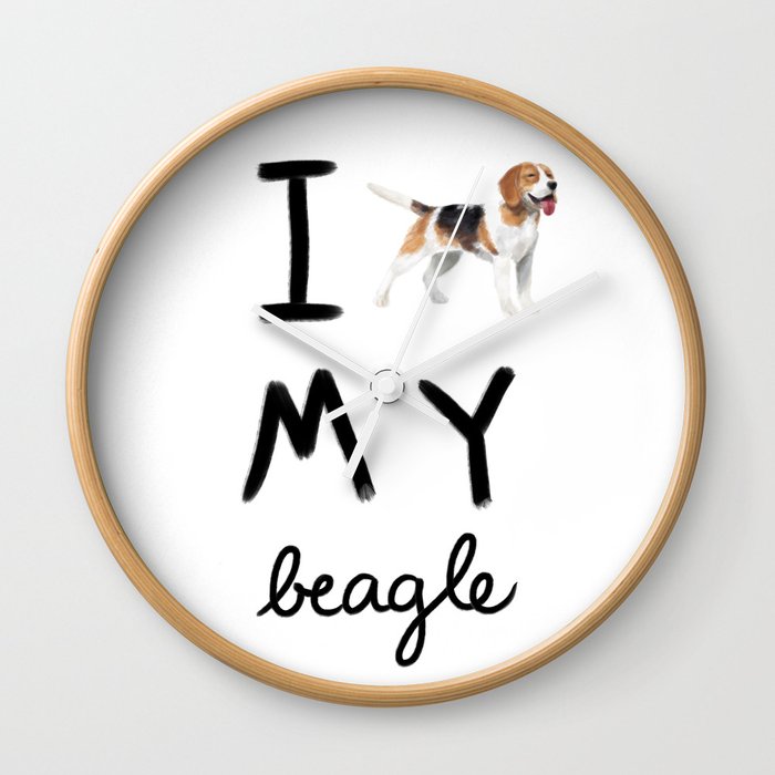 beagle love Wall Clock