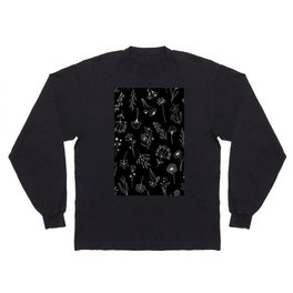 Black and White Floral Pattern Long Sleeve T-shirt