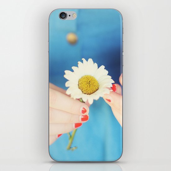 Daisy iPhone & iPod Skin