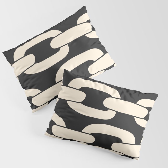 Minimalist Hand Drawn Chain Pattern Sand On Black Pillow Sham