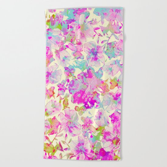 pretty flowers Beach Towel