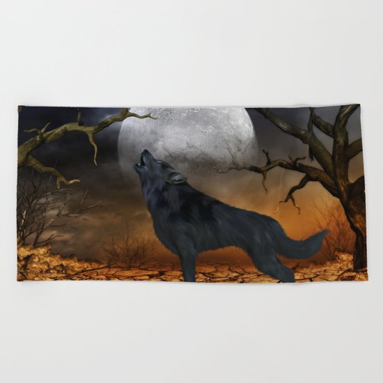 The lonely wolf Beach Towel