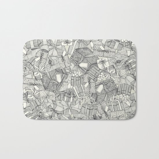 pencil parcels ivory Bath Mat