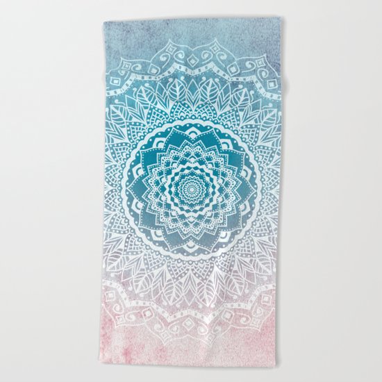 VINTAGE SPRING LACE MANDALA Beach Towel