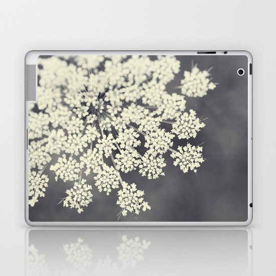 Black and White Queen Annes Lace Laptop & iPad Skin