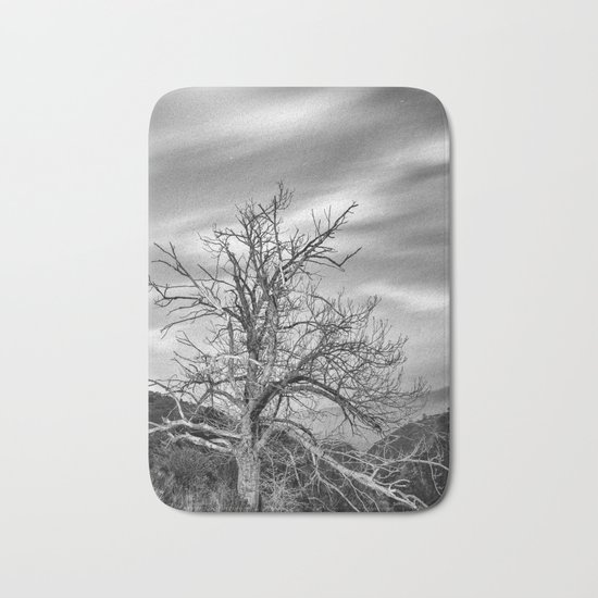 Old Mountain Tree under the stars Bath Mat