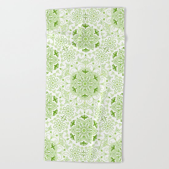 Mandala_Green Beach Towel