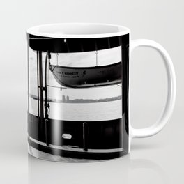 Staten Island Ferry (Silhouette) Coffee Mug