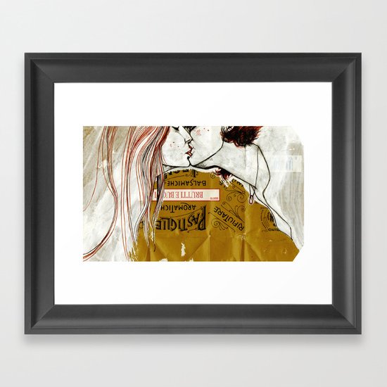 kiss kiss Framed Art Print