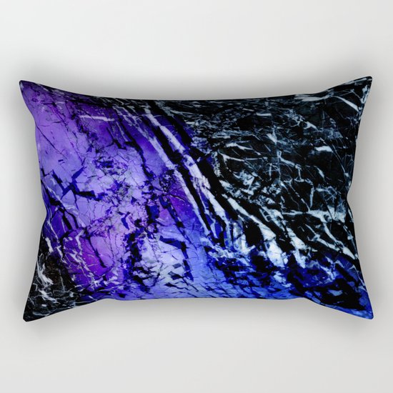 η Achird Rectangular Pillow