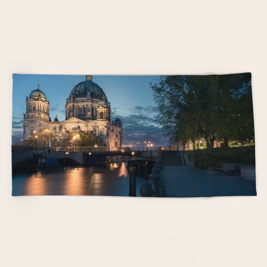 Berliner Dom Beach Towel