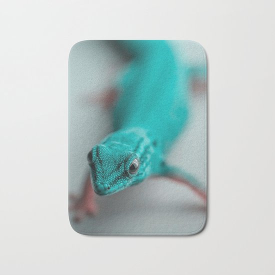 Triton Bath Mat