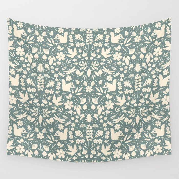 Woodland Squirrel Pattern Wall Tapestry
