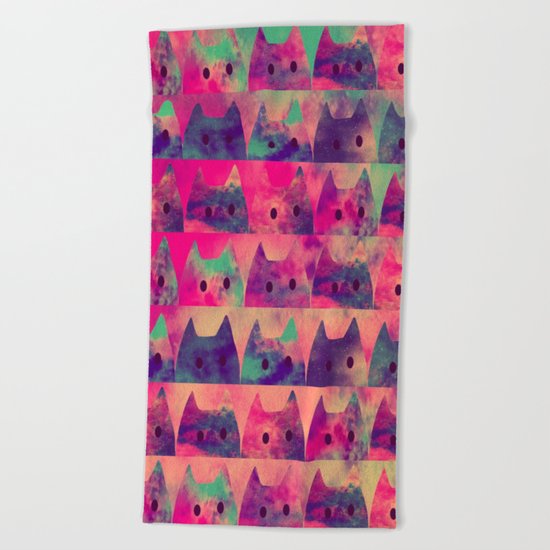 cats-303 Beach Towel