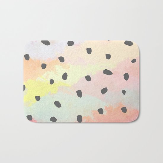 With dots Bath Mat