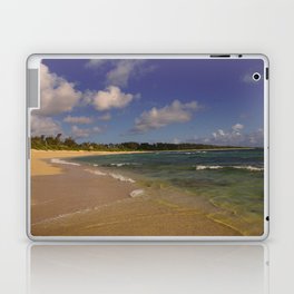 BEAUTIFUL OAHU BEACH Laptop & iPad Skin