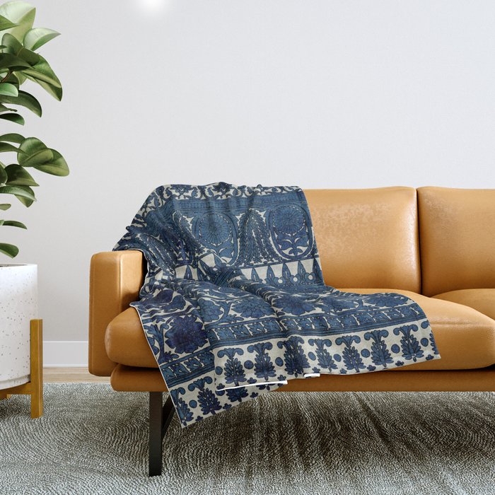 Indigo flower Throw Blanket