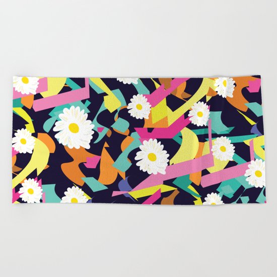 Daisy Expo Beach Towel