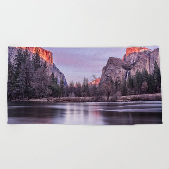 Yosemite National park sunset Beach Towel