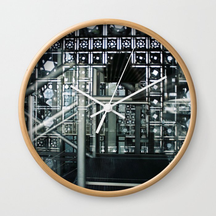 Ornementation Wall Clock
