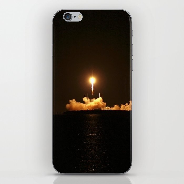 SpaceX Night Launch iPhone Skin