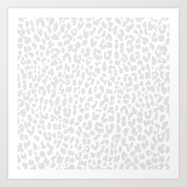 Pale Gray Leopard Kunstdrucke