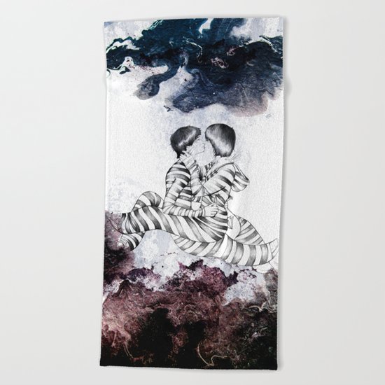 Knife Bearing Diamond Thieves Beach Towel