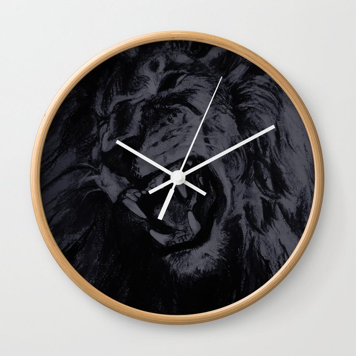 Panthera Leo Carboneum - Dark Wall Clock