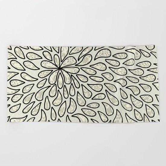 Pearlised Drops - Ivory Beach Towel