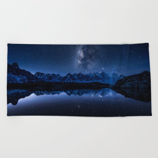Night mountains Beach Towel