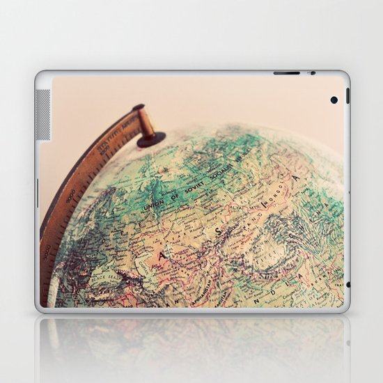 Global Laptop & iPad Skin