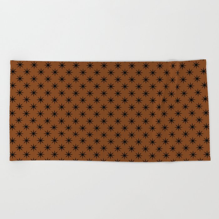 Dark Sun retro pattern on brown background Beach Towel