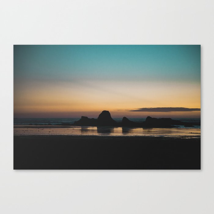 Oregon Sunsets Canvas Print by lukegramphotos
