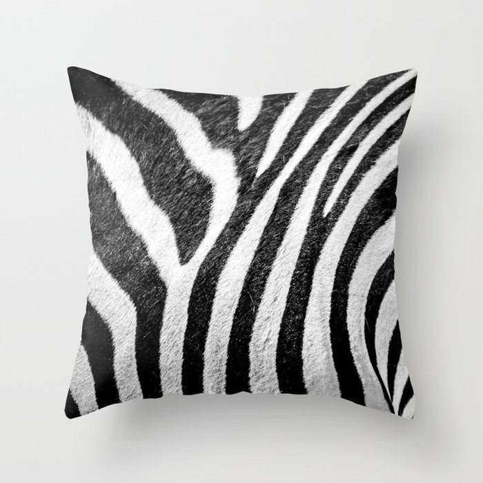 beautiful accent pillows for nature lovers