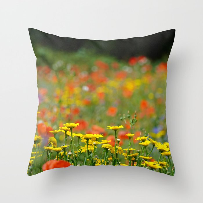 Wildflower meadow Throw Pillow