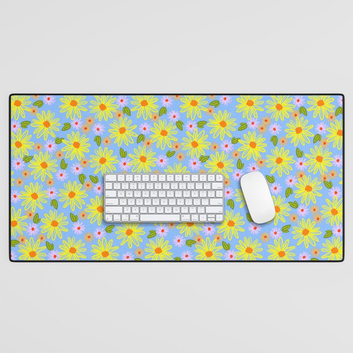 Mini Retro Modern Spring Daisy Flowers Desk Mat