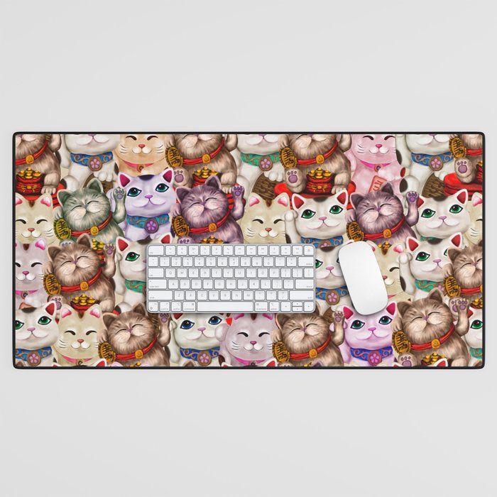 Maneki-neko cats pattern Desk Mat