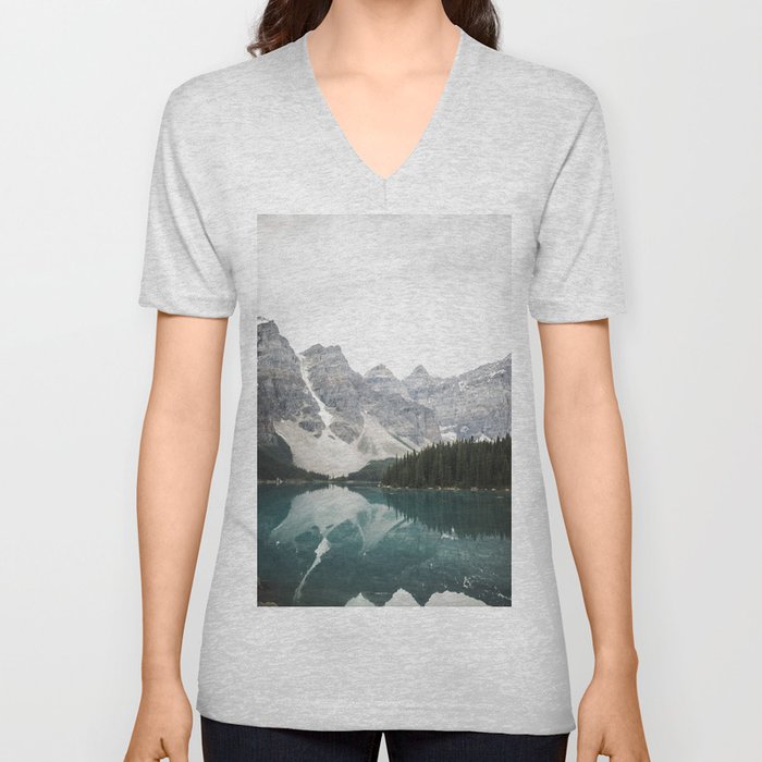 Moraine lake V Neck T Shirt