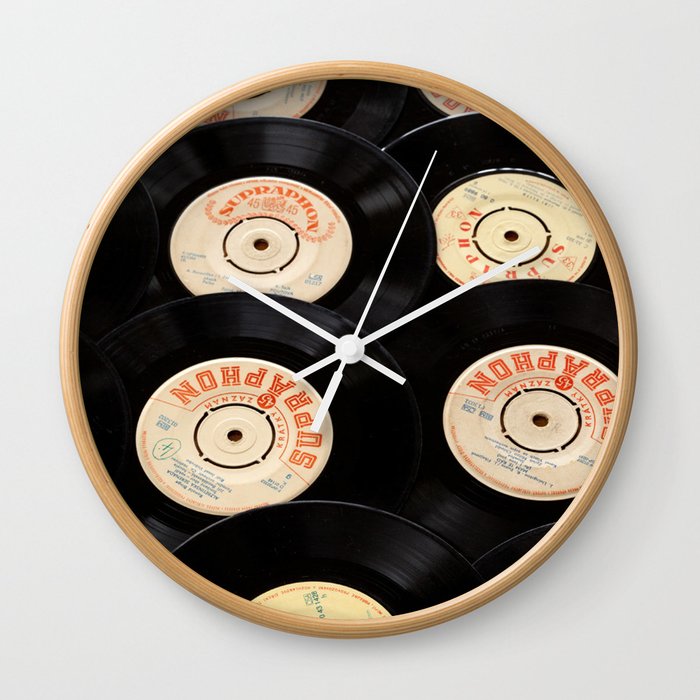 Vinyls Music Gramophone Vintage Pattern Wall Clock