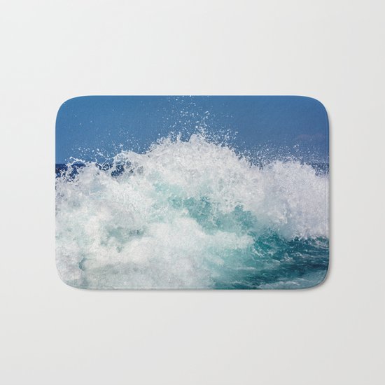 Crashing beautiful waves Bath Mat