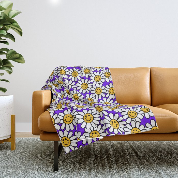 Purple Smiley Daisy Flower Pattern Throw Blanket